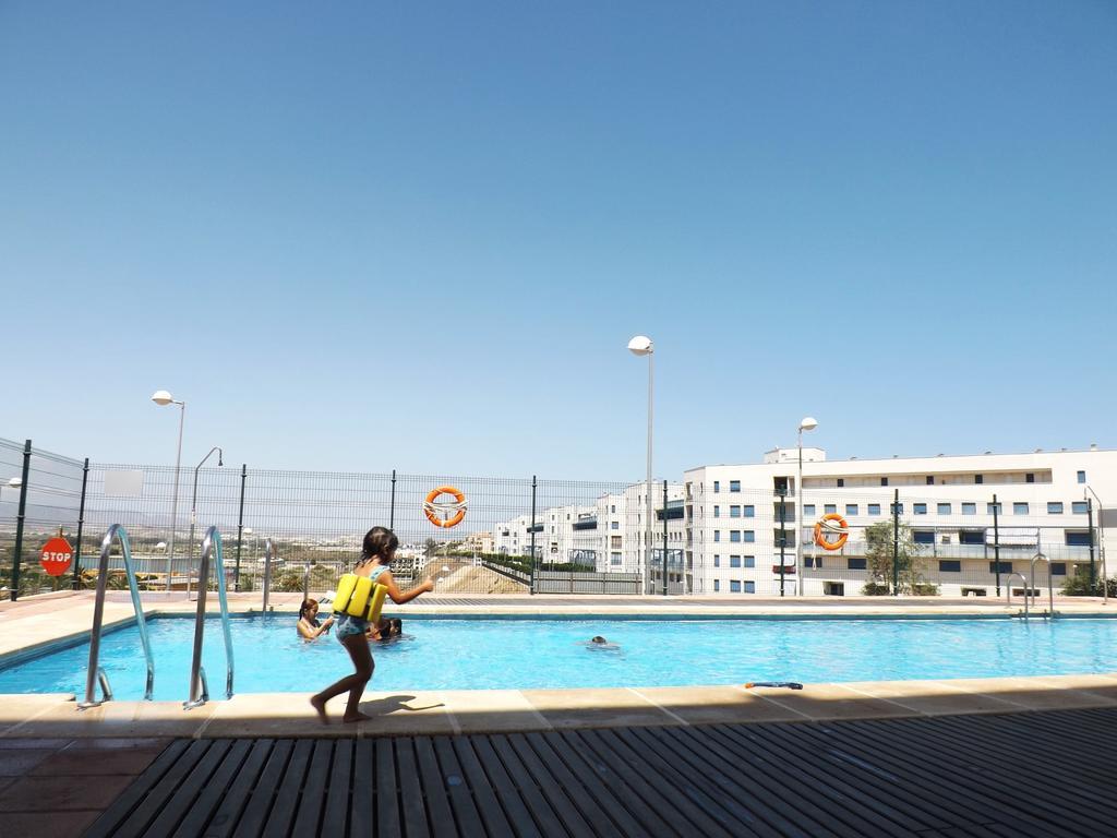 Duplex En Garrucha Con Parking Daire Oda fotoğraf